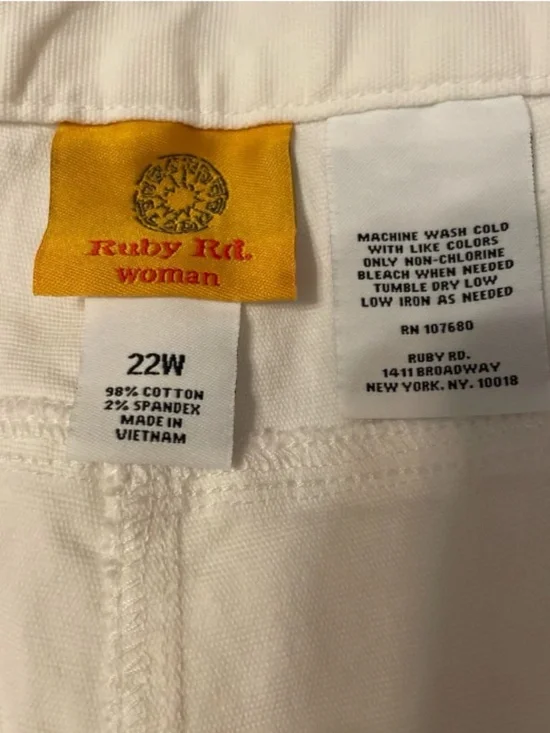 Ruby Rd. Jeans - Picture 3 of 3